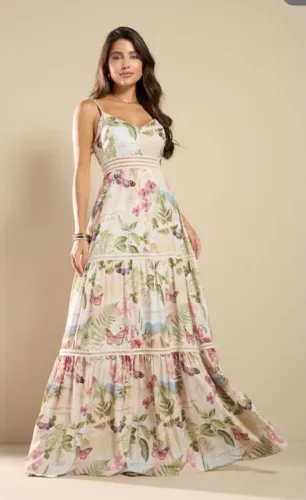 Vestido de borboletas, casual elegante, nunca usado 