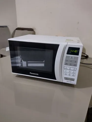 Microondas Panasonic 21 litros, pintura original.