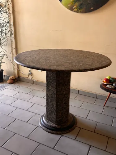 Mesa de mármore ( tampo e pé )