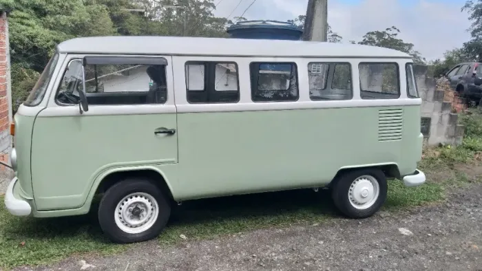 Volkswagen Kombi Standard/ Luxo/ Serie Prata 1995