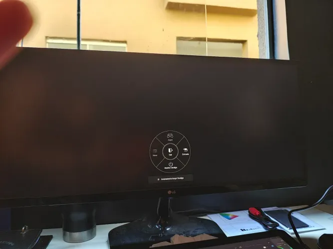 Monitor Gamer LG 75HZ 1ms resolução 2560 x 1080p 25p