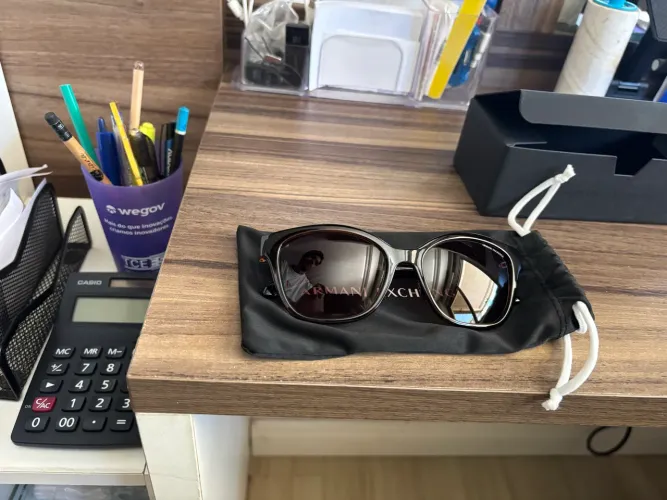 Óculos ARMANI EXCHANGE - Modelo AX 4127S (Usado)
