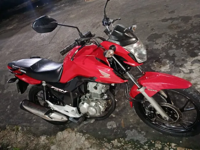 Vendo moto Titan 160