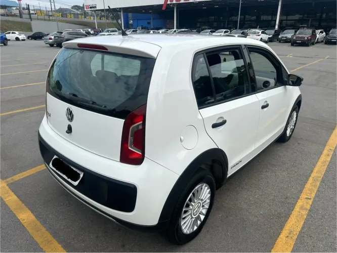 Volkswagen Up! Track 1.0 Total Flex 12V 5P 2017