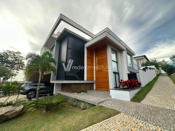 Casa a venda no Swiss Park 4 suítes