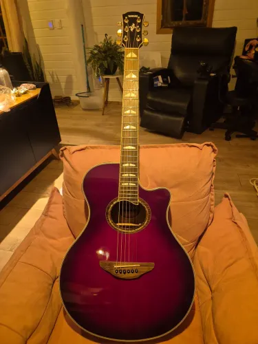 Violão Yamaha apx- 1000
