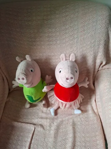 Pelúcia Peppa pig e George