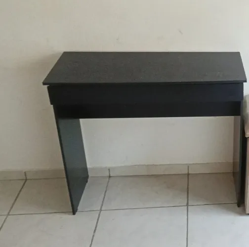 VENDO ESCRIVANINHA