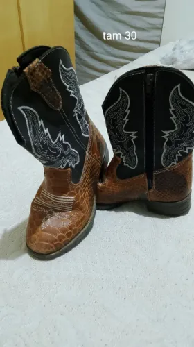 Bota infantil menino