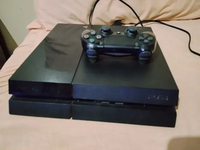 PS4 FAT desbloqueado pronto para uso com loja grátis 