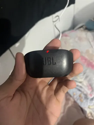 CAIXINHA DO JBL WAVE BUDS(apenas a caixinha)
