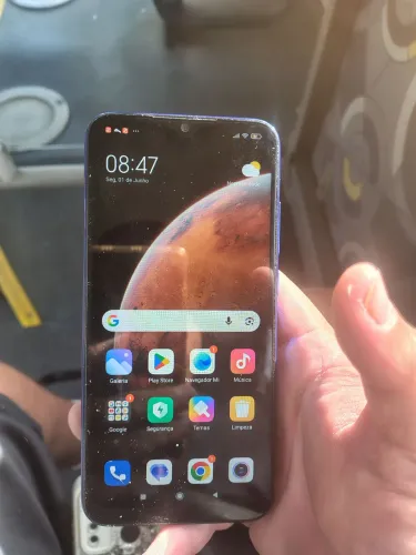 Vendo celular redimi note 8 64 Gigas 