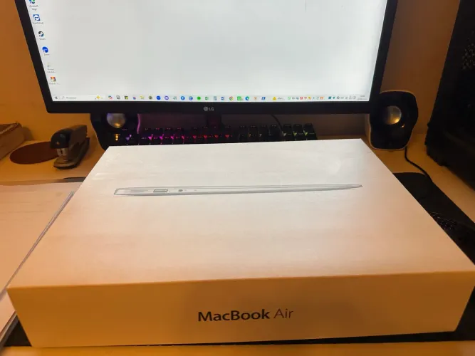 Vendo MacBook Air 2012 13 polegadas 