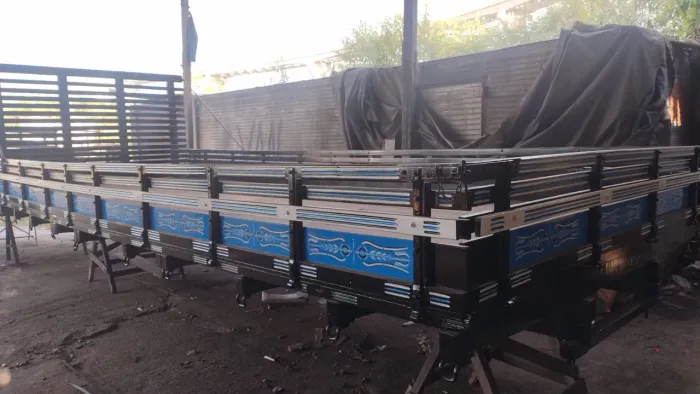 Carroceria madeira para MB TOCO