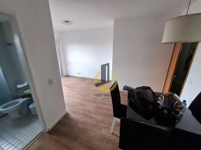 Apartamento à venda no Condomínio Pacific Beach - 37m² - 1 suíte - varanda - móveis planej