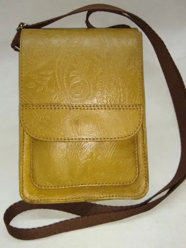 Bolsa Couro Legítimo pequena Nova .