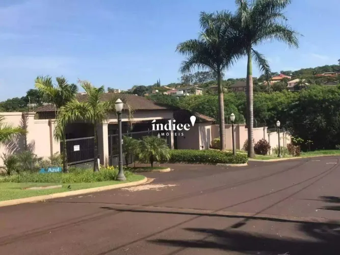 Terreno á venda no Condomínio Arara Azul