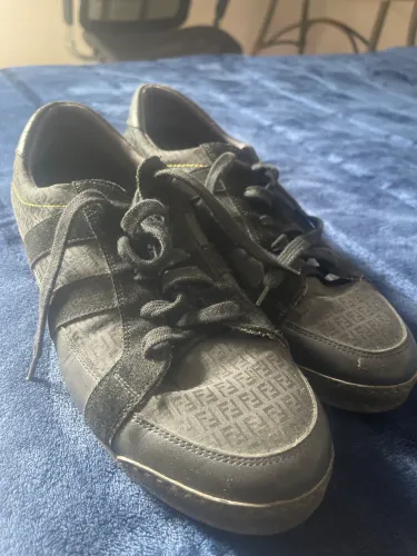 Tênis fendi original
