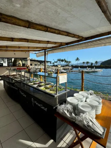 BUFFET SELF SERVICE QUENTE E FRIO