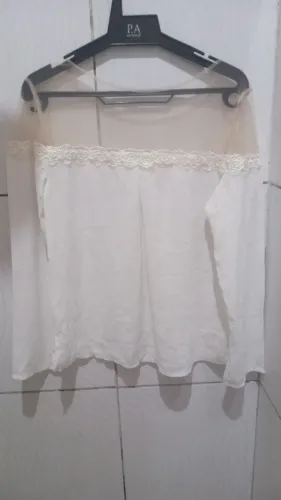 Blusa Branca com Tule/Renda Feminina M