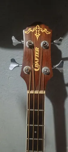 Baixo Crafter BA 400eq