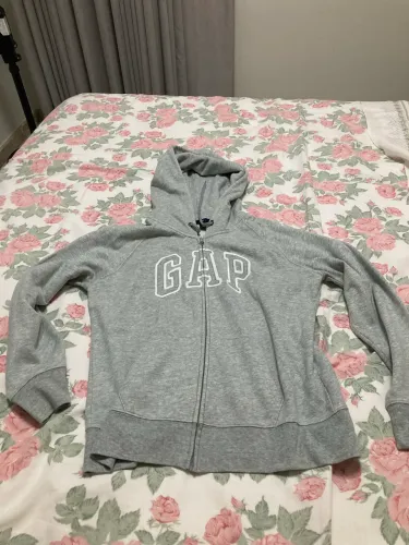 Casaco GAP com capuz 