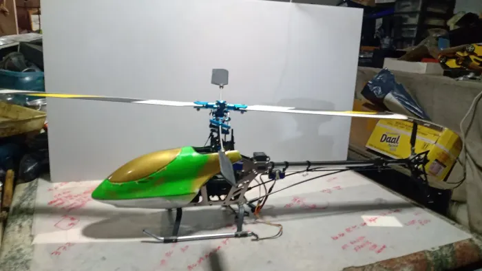 Helicóptero 3D HK 450 vários upgrades de alumínio e carbono