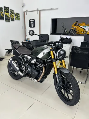 TRIUMPH SCRAMBLER 400 2024 NOVÍSSIMA 