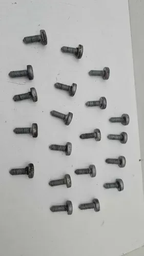 20 Parafusos Do Cárter Motor Audi Q3 2.0 2015
