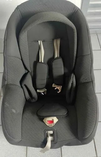 Cadeirinha de carro pra criança