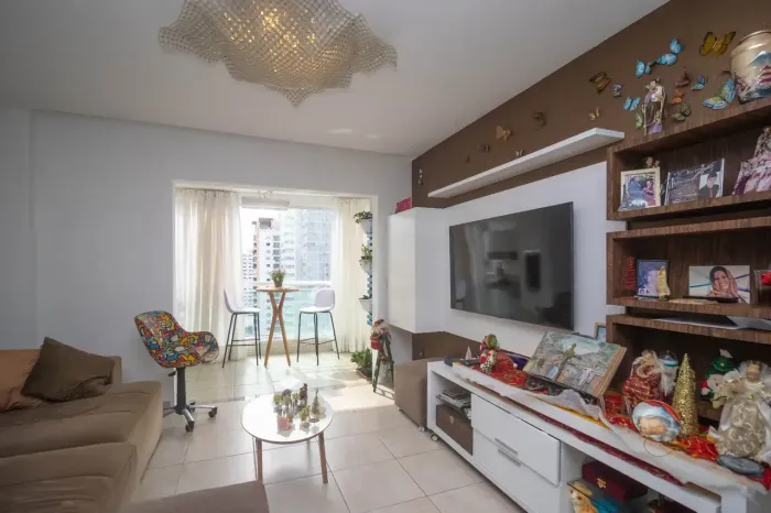 Apartamento à venda - 107 m²s com 3 quartos, sendo 1 suíte no Umarizal - Belém - PA