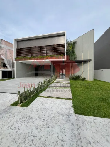 LINDA CASA DE ALTO PADRÃO EM CONDOMÍNIO FECHADO DE CAMBORIÚ