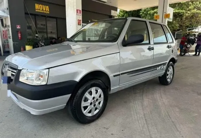Fiat Uno Mille Celeb. WAY Econ. 1.0 F.flex 4P 2013