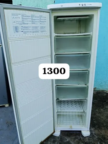Usado em bom estado e funcionando 