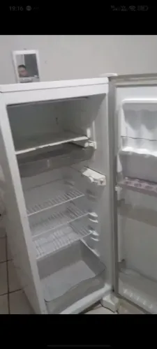 Geladeira/SEM O GÁS