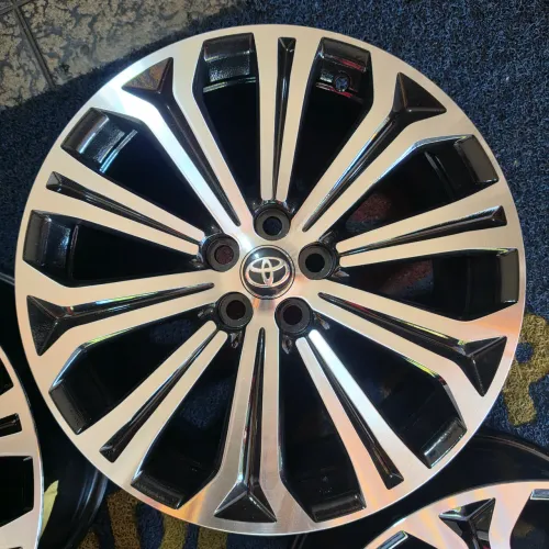 RODAS TOYOTA COROLLA 2022 ARO 17 5X100 ORIGINAIS.