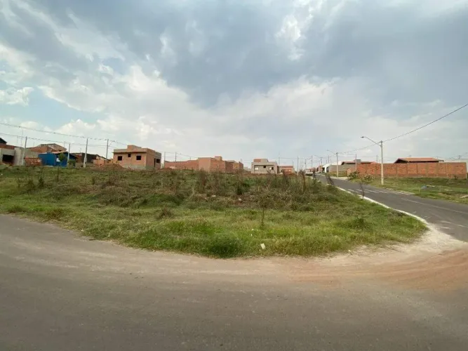 Terreno à venda, 202 m² por R$ 96.000,00 - Jardim Dona Lourdes - Piracicaba/SP