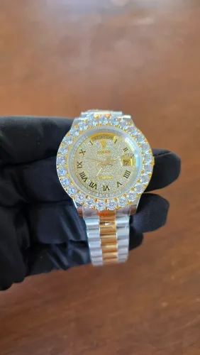 Relógio Rolex Day-Date Cravejado