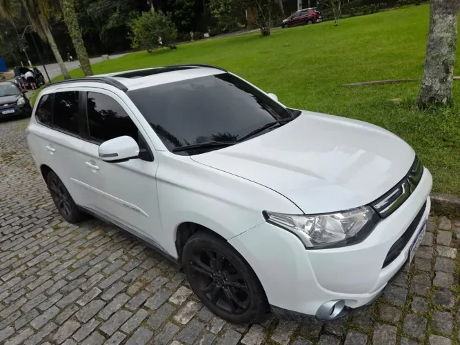 Mitsubishi Outlander 2.0 16V 160cv Aut. 2015
