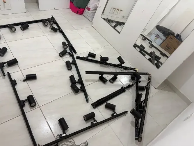 Vendo jogo de luz teto completo só montar