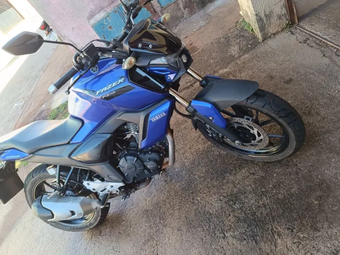 Fazer FZ15 ABS 