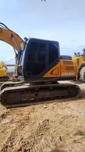 Escavadeira Hidráulica Case 130