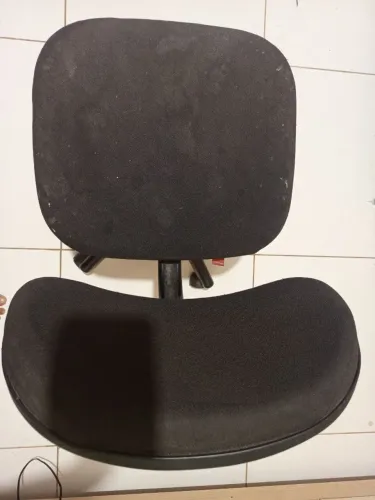 Cadeira em perfeito estado
