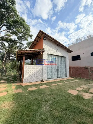 Chalé disponível para venda no Residencial Vista da Serra, Igarapé/MG