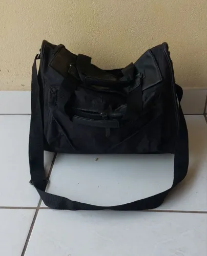 Bolsa executiva C&A