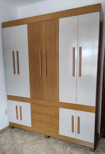 Guarda Roupa 