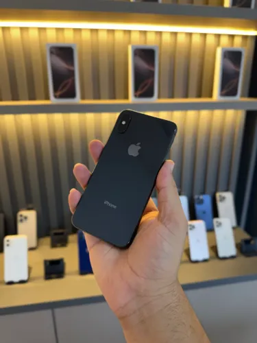 iPhone X 64 gigas semi novo
