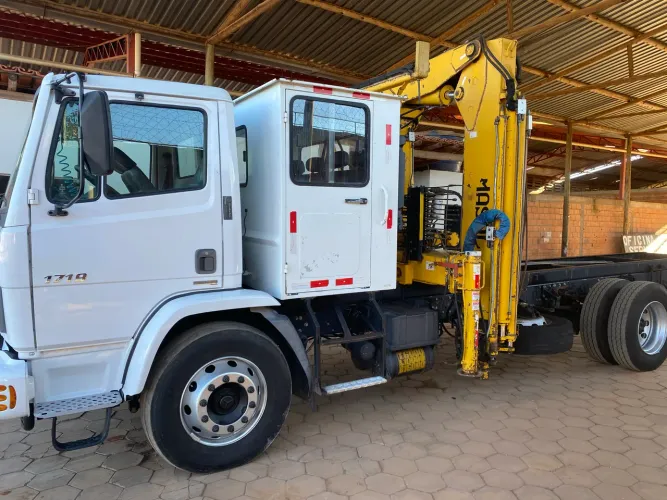 Vende se caminhão Munk