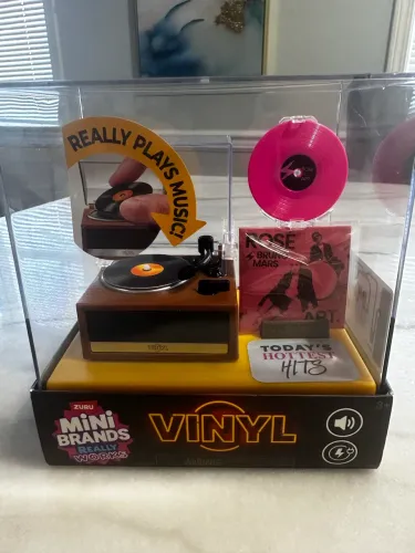 Mini Brands Vinyl - Toca música