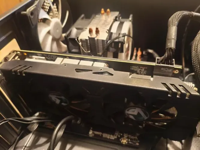 PC GAMER - XEON 2680 V4 - 32GB - RX580 - NVME